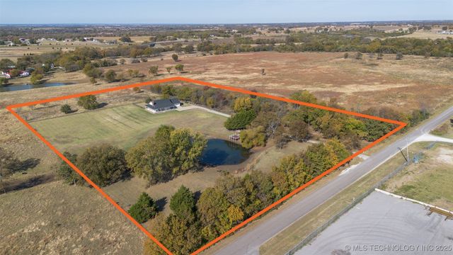 1121 Industrial Park Drive, Sulphur, OK 73086