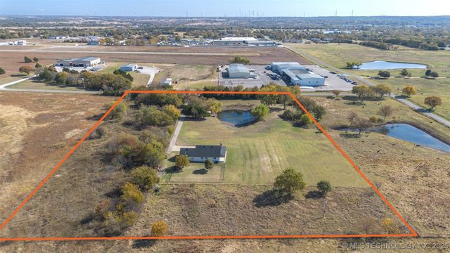 1121 Industrial Park Drive, Sulphur, OK 73086