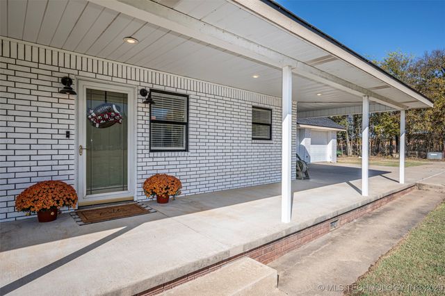 1121 Industrial Park Drive, Sulphur, OK 73086