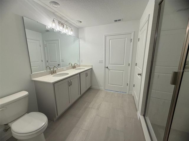 5243 PAINTED BAMBOO STREET, St Cloud, FL 34771