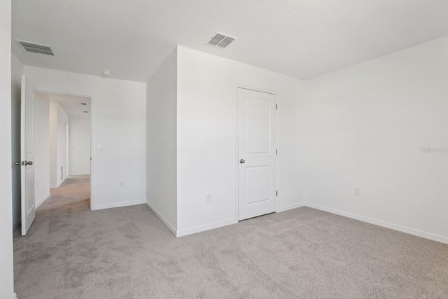 5243 PAINTED BAMBOO STREET, St Cloud, FL 34771