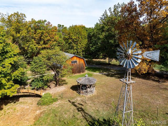 1 Meadowbrook Heights, Hannibal, MO 63401