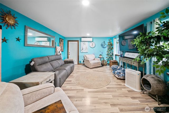 1314 W Market Street, Aberdeen, WA 98520