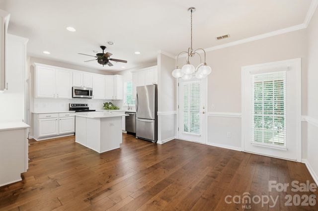 9218 Duckhorn Drive, Charlotte, NC 28277