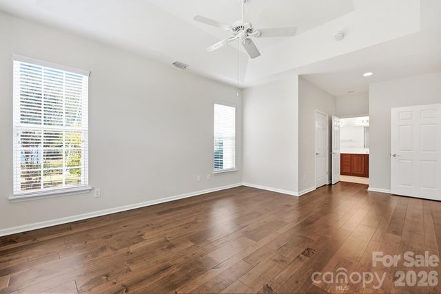 9218 Duckhorn Drive, Charlotte, NC 28277