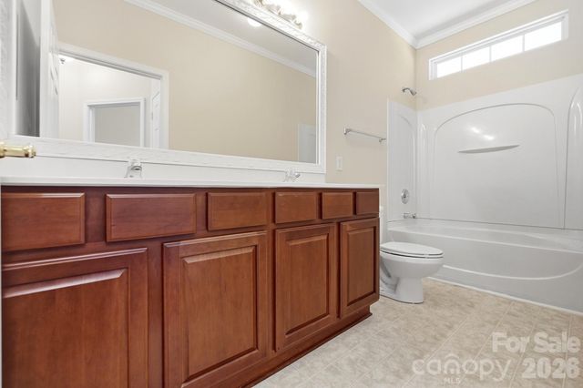 9218 Duckhorn Drive, Charlotte, NC 28277