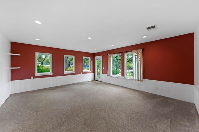 100 Rainbow's End, Wimberley, TX 78676