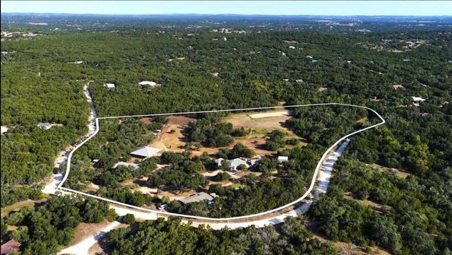 100 Rainbow's End, Wimberley, TX 78676