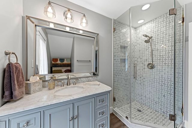 100 Rainbow's End, Wimberley, TX 78676