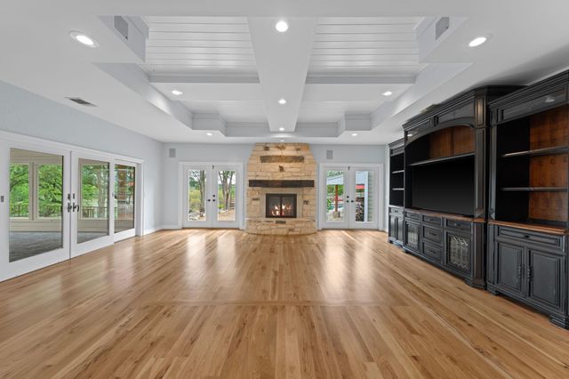 100 Rainbow's End, Wimberley, TX 78676