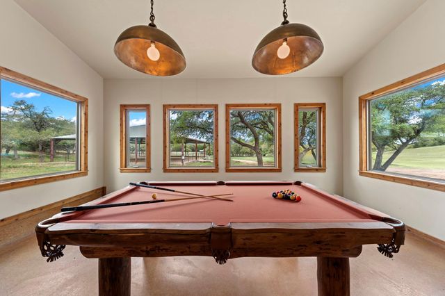 100 Rainbow's End, Wimberley, TX 78676