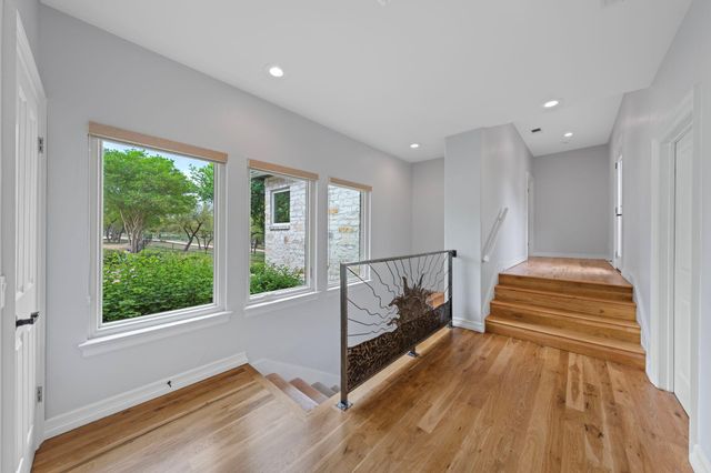 100 Rainbow's End, Wimberley, TX 78676
