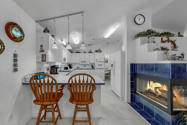 914 WOODLAND DRIVE, Seffner, FL 33584