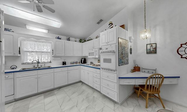 914 WOODLAND DRIVE, Seffner, FL 33584