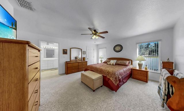 914 WOODLAND DRIVE, Seffner, FL 33584