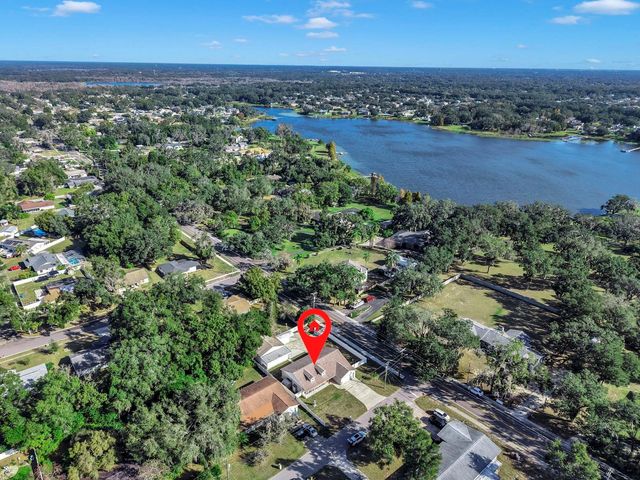 914 WOODLAND DRIVE, Seffner, FL 33584