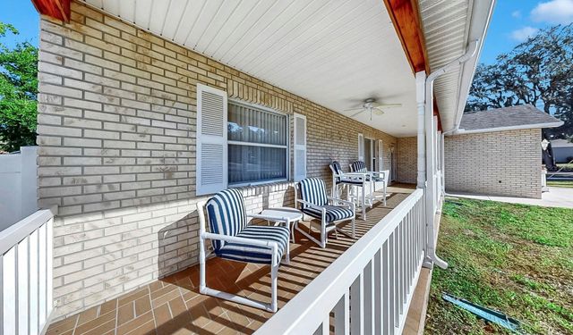 914 WOODLAND DRIVE, Seffner, FL 33584