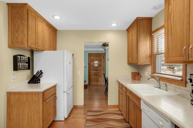 1062 Kenneth Street, Eagan, MN 55121