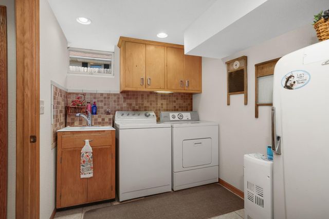 1062 Kenneth Street, Eagan, MN 55121