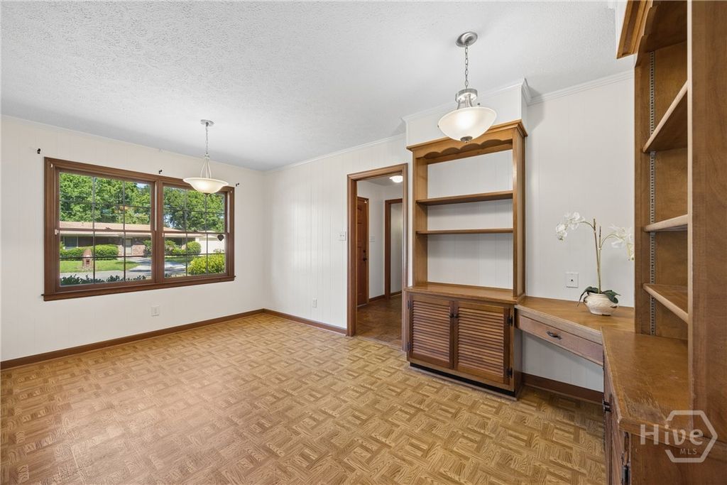 Image 10 of property listing at 104 Ansford Drive, Savannah, GA 31408
