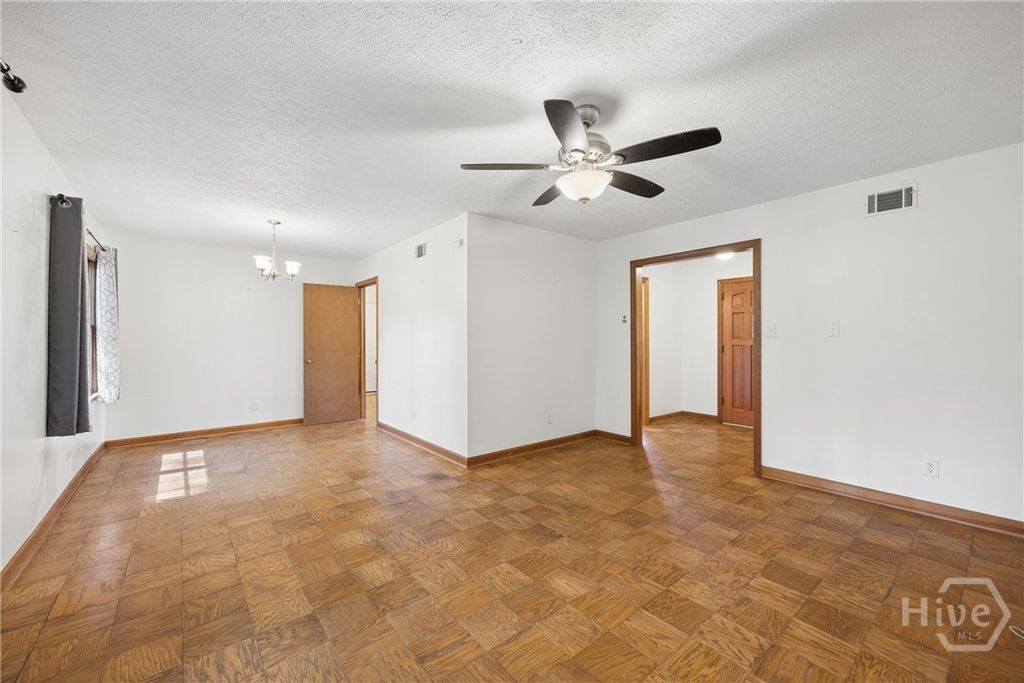 Image 16 of property listing at 104 Ansford Drive, Savannah, GA 31408