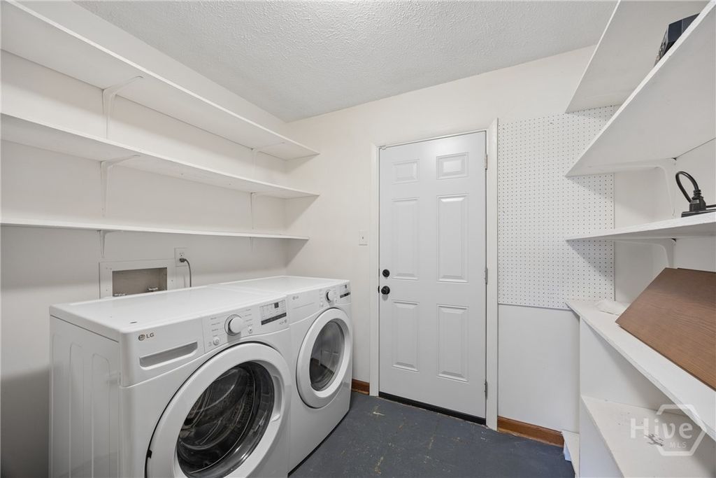 Image 29 of property listing at 104 Ansford Drive, Savannah, GA 31408