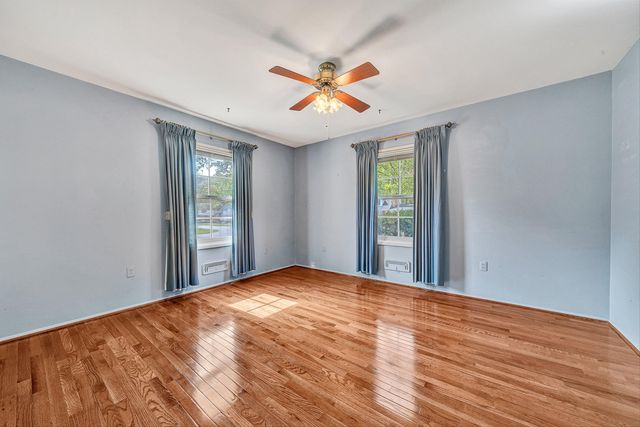 5245 Carriage DR, Roanoke, VA 24018