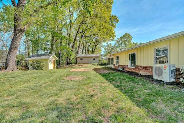 5245 Carriage DR, Roanoke, VA 24018