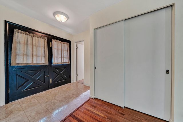 5245 Carriage DR, Roanoke, VA 24018