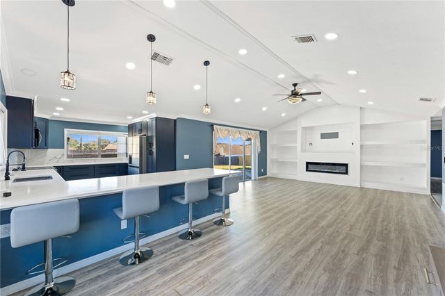 2737 FOXWOOD COURT, Orlando, FL 32818