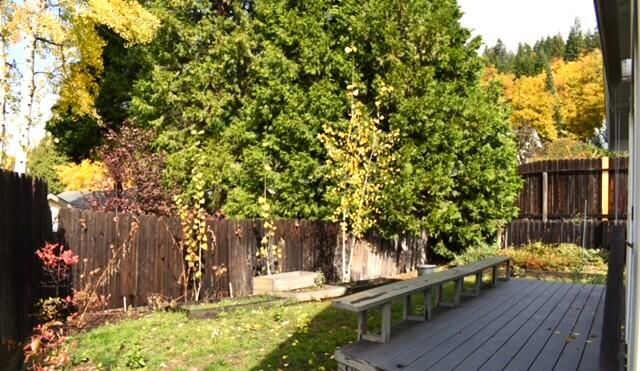 706 Glen Mar Drive, Mount Shasta, CA 96067