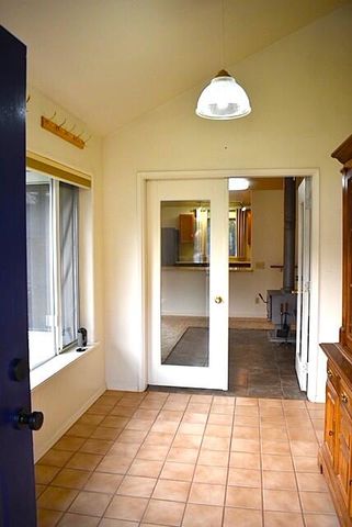 706 Glen Mar Drive, Mount Shasta, CA 96067