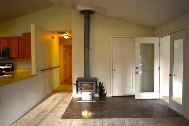 706 Glen Mar Drive, Mount Shasta, CA 96067