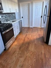 689 E 224th Street 2, Bronx, NY 10466