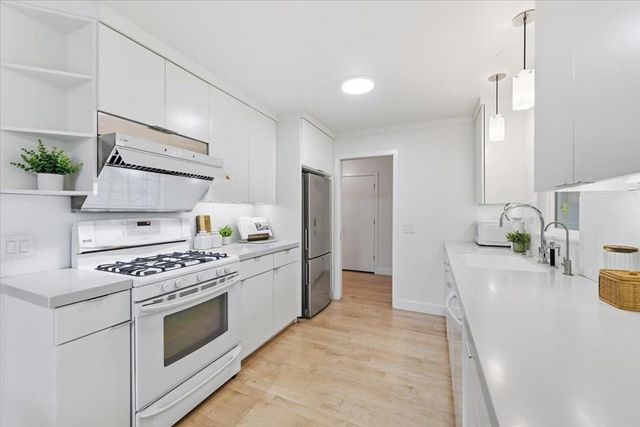 315 Colorado Avenue, Palo Alto, CA 94306