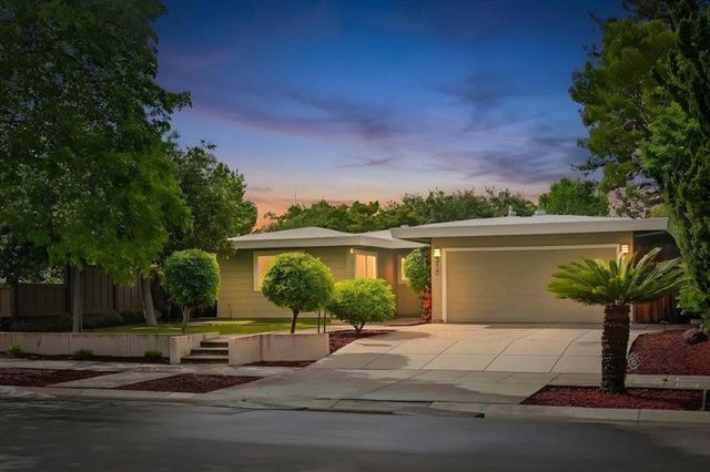 315 Colorado Avenue, Palo Alto, CA 94306