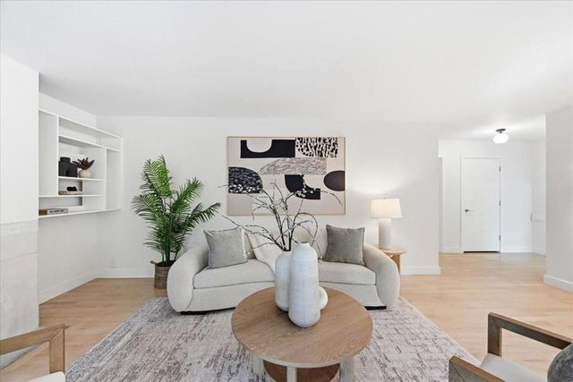 315 Colorado Avenue, Palo Alto, CA 94306