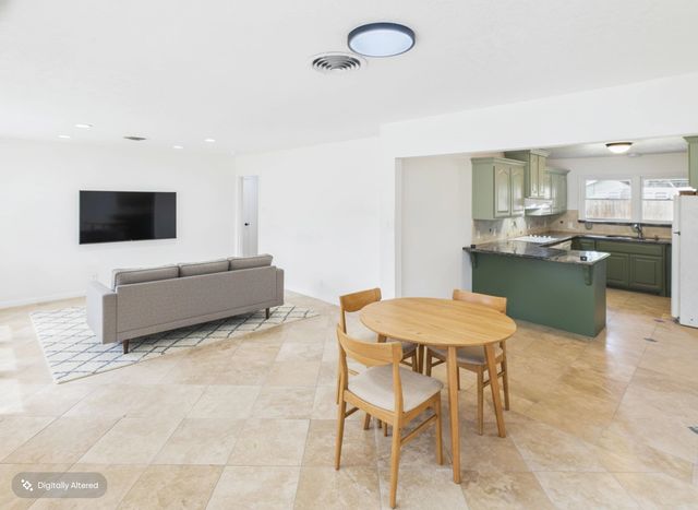 845 Peyton Drive, Beaumont, TX 77706