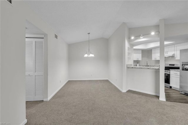 1601 Stone Moss Reach Apt C, Chesapeake, VA 23320