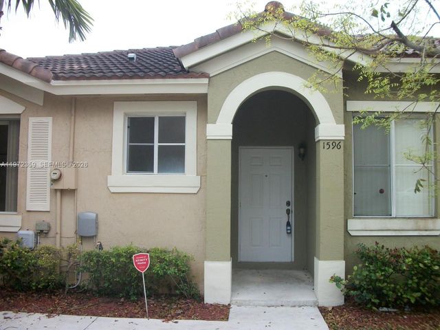 1596 SW 2 ST, Homestead, FL 33030