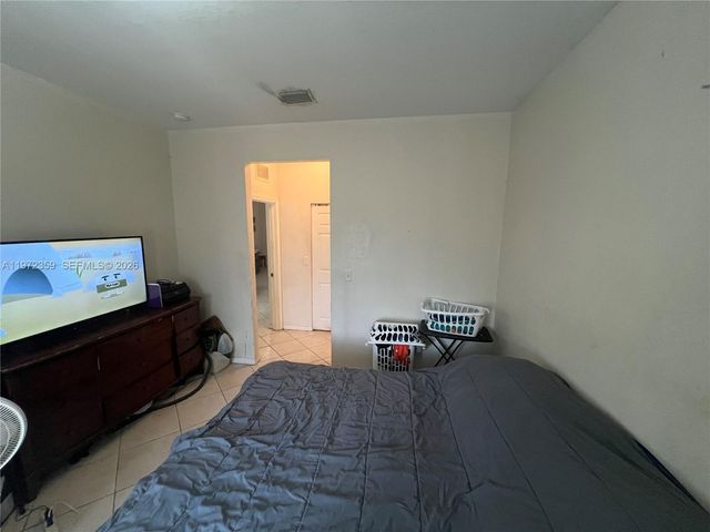 1596 SW 2 ST, Homestead, FL 33030