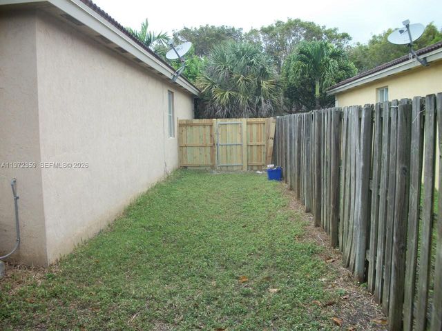1596 SW 2 ST, Homestead, FL 33030