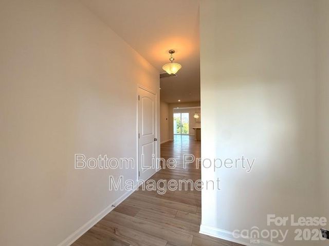 1233 Bigelow Street, Charlotte, NC 28269