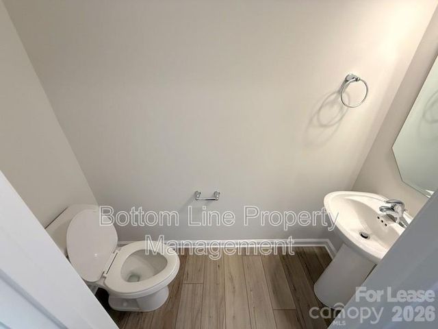 1233 Bigelow Street, Charlotte, NC 28269