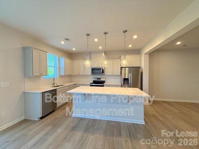 1233 Bigelow Street, Charlotte, NC 28269