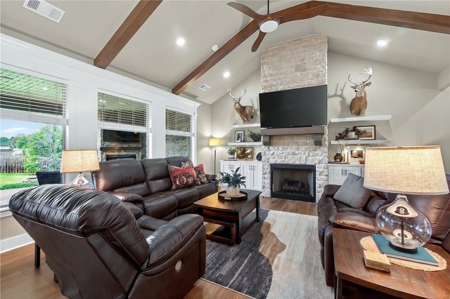 121 Sicily Drive, Centerton, AR 72719