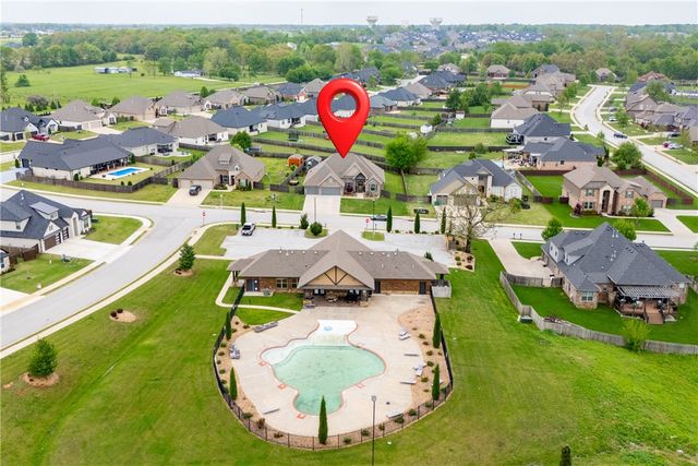121 Sicily Drive, Centerton, AR 72719