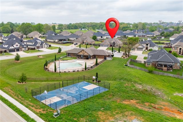 121 Sicily Drive, Centerton, AR 72719