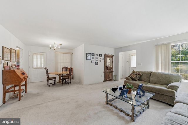 9-A PATRICK HENRY CT, Monroe Township, NJ 08831