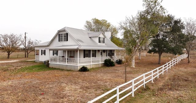 1505 Prairie Valley Road, West Point, TX 78963